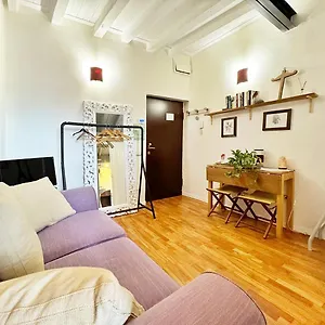 flat-in-navigli.italymilanhotels.net/