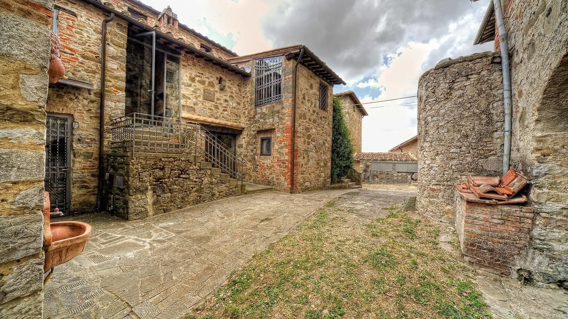 Country house Casale Rosennano Guest House Siena Italy